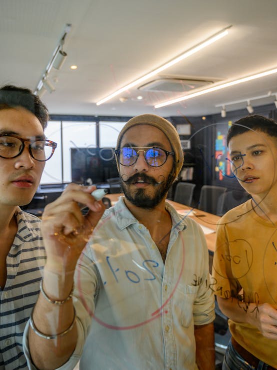 Get Sales-Qualified Leads From Paid Ads With Our Google Ads Management Services for Movers